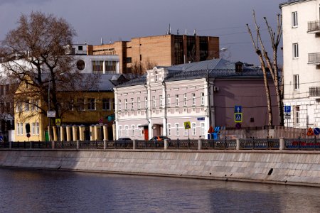 Moscow, Sadovnicheskaya Embamkment 49, March 2020, 02