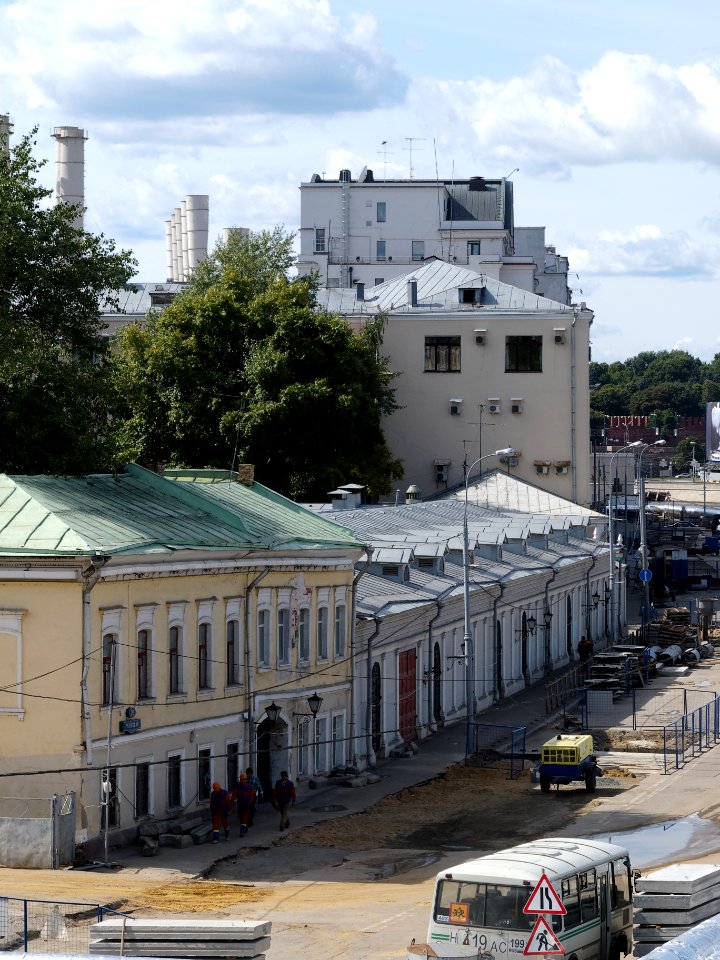 Moscow, Raushskaya 26..16 Aug 2009 02