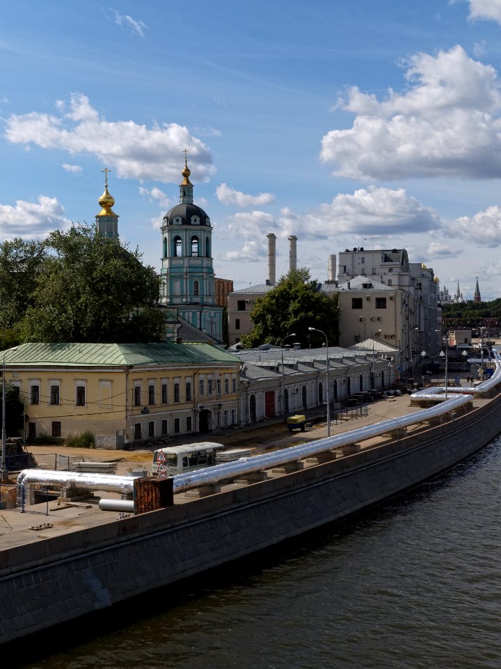 Moscow, Raushskaya 26..16 Aug 2009 04
