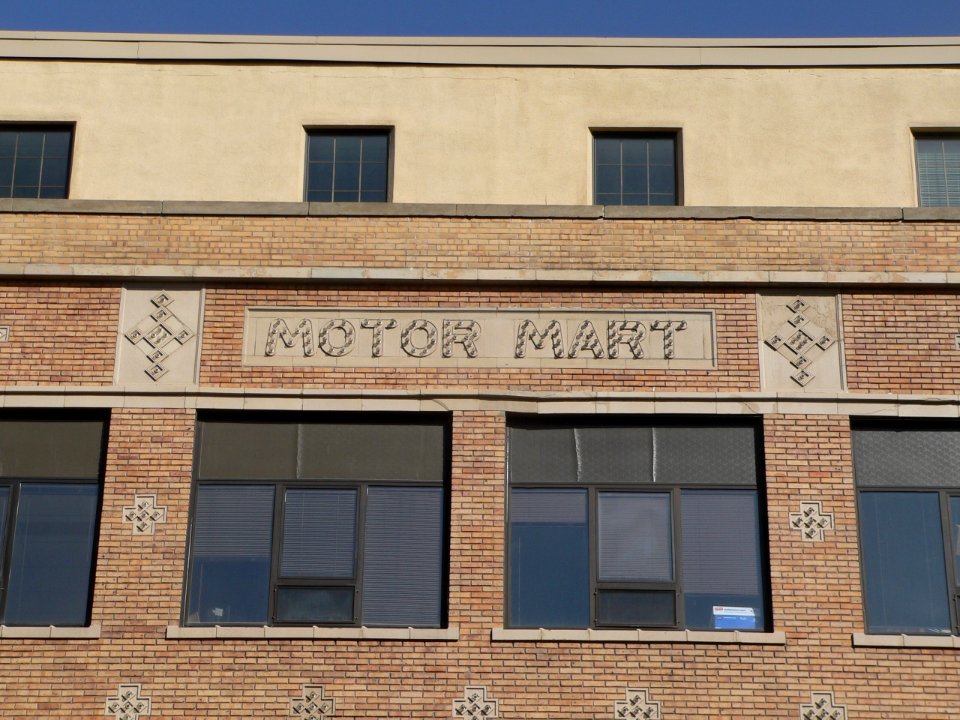 Motor Mart (Sioux City) S side detail 1
