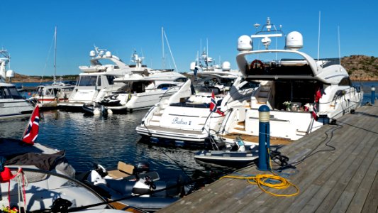 Motorboats in Malmön marina 6