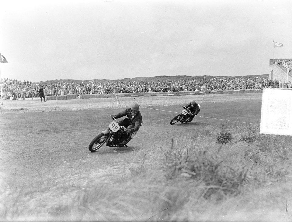 Motor- en autoraces KNAC tegen KNMV motor, Bestanddeelnr 904-6107