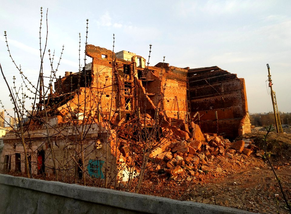 Moscow, Zhukov 20C30 - ongoing demolition, April 2021 (1)