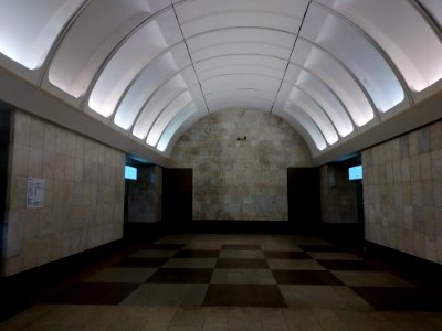 Moscow metro Krestyanskaya Zastawa 2020-06