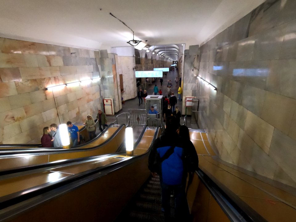 Moscow metro Avtozavodskaya 2019-07 5