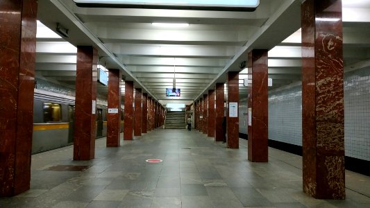 Moscow metro Kashirskaya southbound hall photo