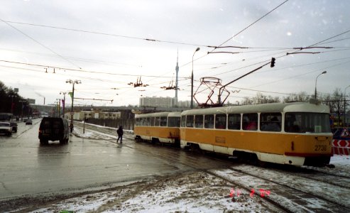 Moscow tram 2739+2738 2004-02