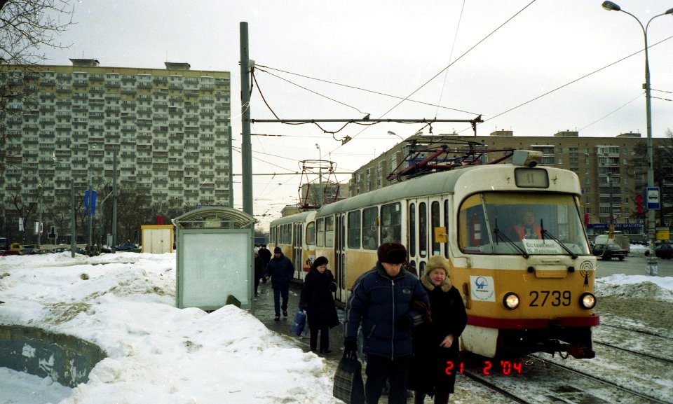 Moscow tram 2739+2738 2004-02 2