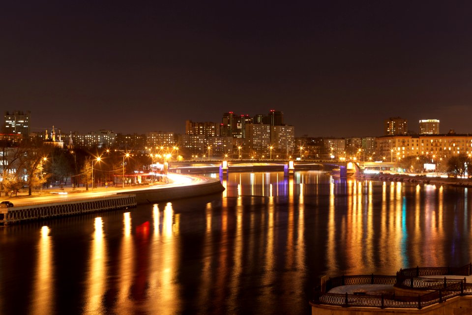 Moscow, view south-east from Bolshoy Krasnokholmsky bridge, February 2013 01
