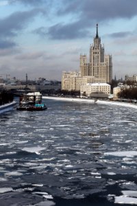 Moscow, view north-west from Bolshoy Krasnokholmsky bridge, February 2013 01