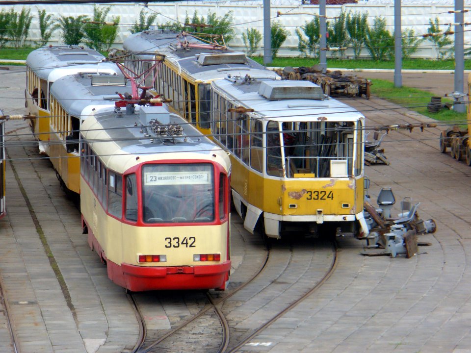 Moscow tram Tatra T7B5SU 3324 20060617 058