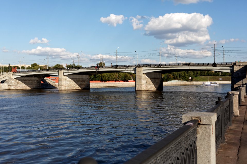 Moscow, Novospassky Bridge August 2012 02