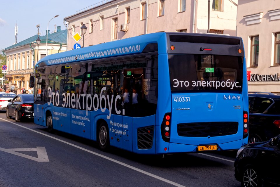Moscow, Pokrovka 14,12, electric bus, May 2021 03