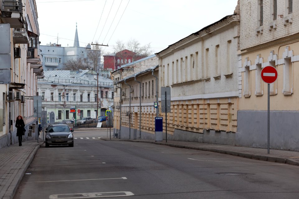 Moscow, Petropavlovsky Lane, Mar 2014 03