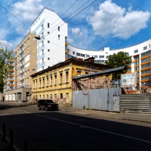 Moscow, Suvorovskaya 10a July 2009 05