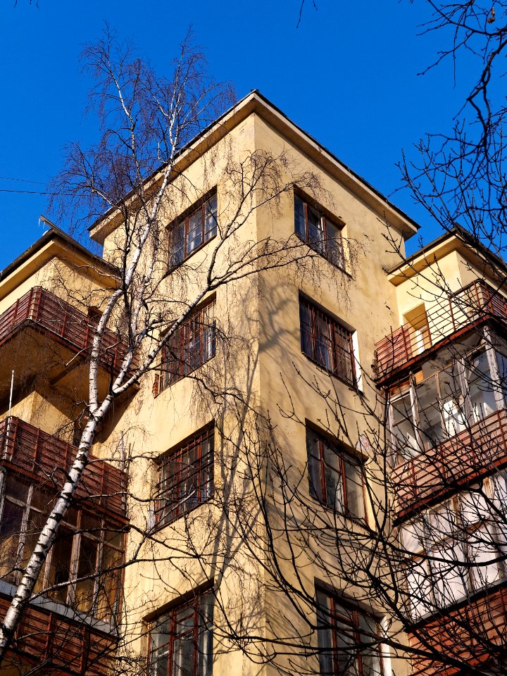 Moscow, Serpukhovsky Val 24K1 corner detail 01