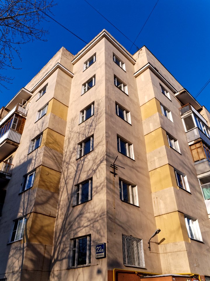 Moscow, Serpukhovsky Val 22K3 corner 02