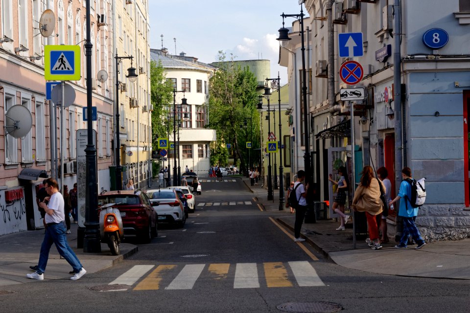 Moscow, Petroverigsky Lane from Maroseyka Street May 2021 01