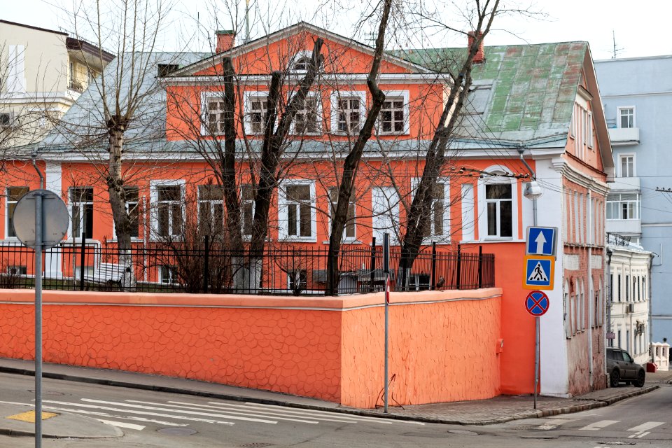 Moscow, Podkopaevsky 5, Mar 2014 02