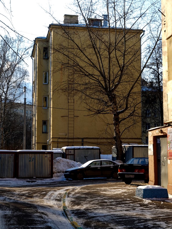 Moscow, Serpukhovsky Val 24K1 east 04