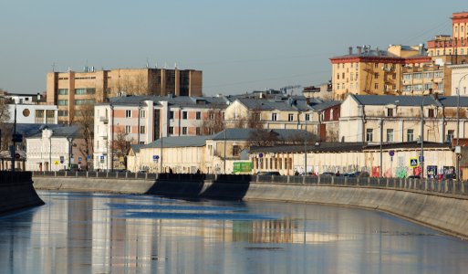 Moscow, Sadovnicheskaya Embankment before the 2019 demolitions