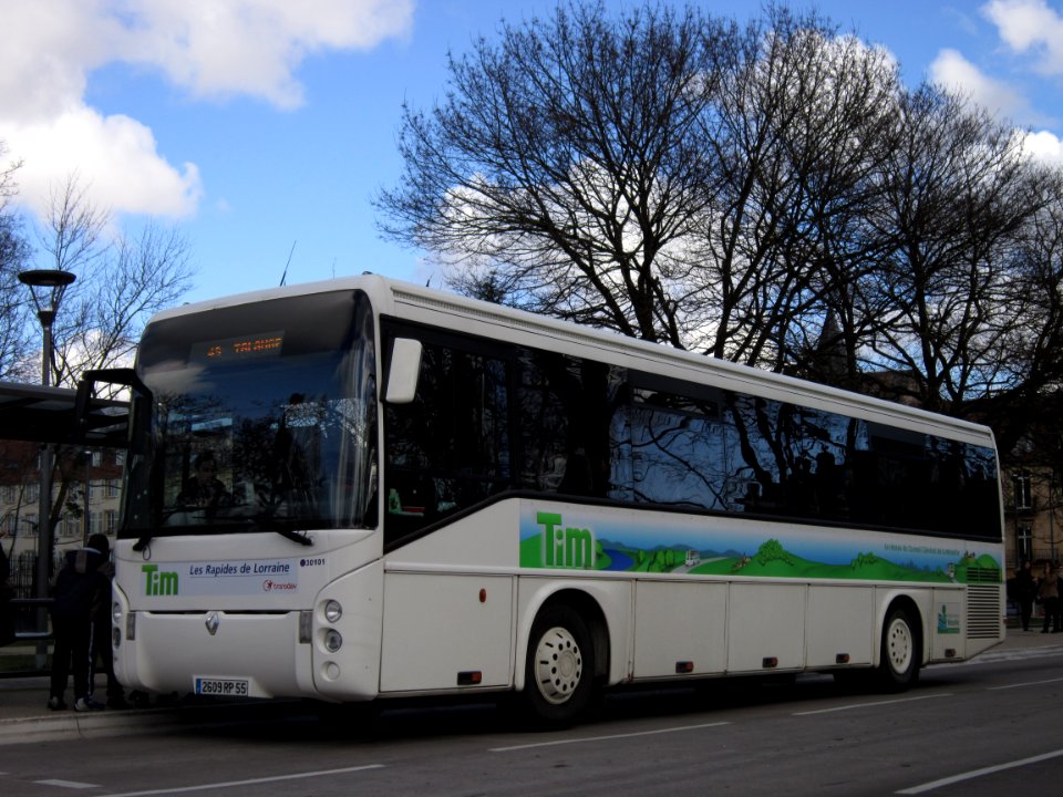 Moselle TIM Rapides de Lorraine Renault Arès n°30101 L49 Square du Luxembourg (2)