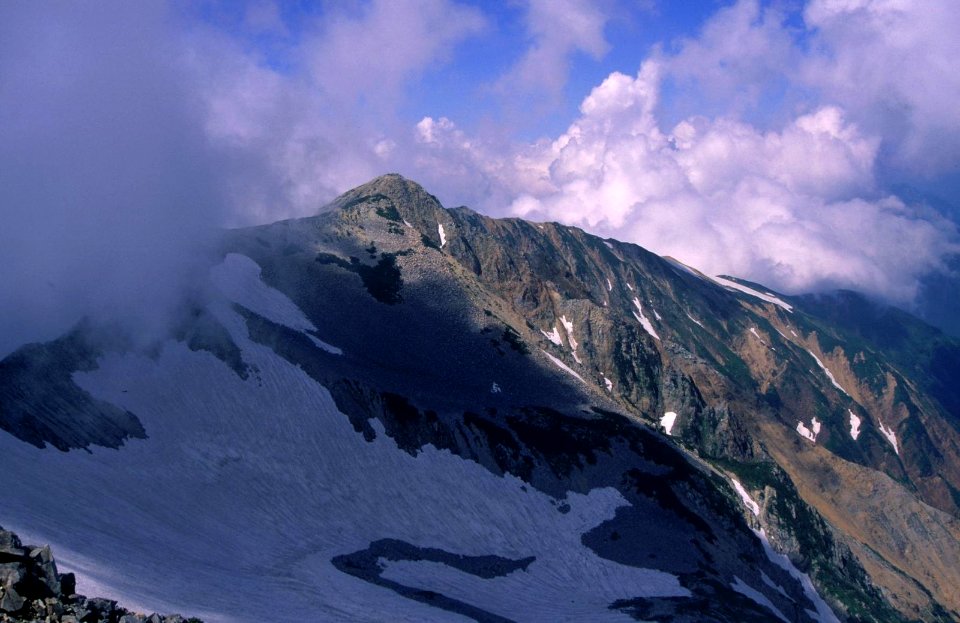 Mount North-Yakushi from Mount Yakushi 1996-08-02