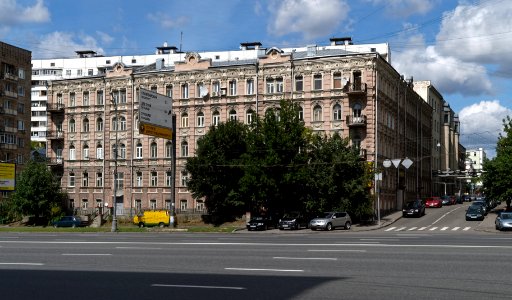 Moscow, Sad-Sukharevskaya 17-1 Aug 2009 01