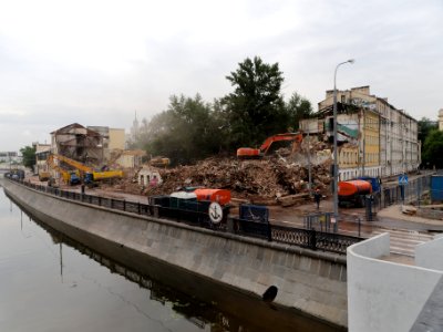 Moscow, Sadovnicheskaya Embankment 77 demolition 21-06-2009 05