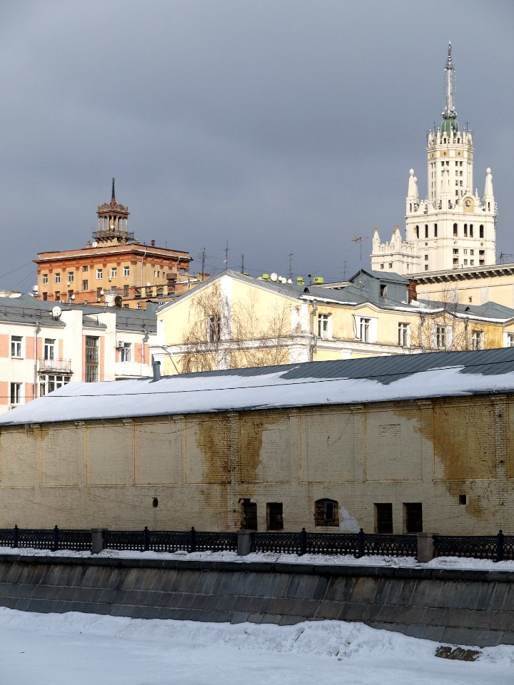 Moscow, Sadovnicheskaya Nab 53 Mar 2011 12