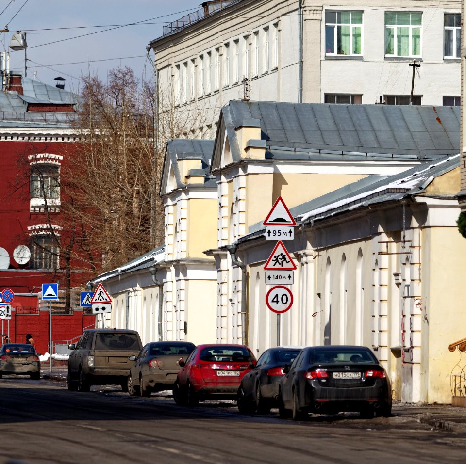 Moscow, Sadovnicheskaya Street 59, March 2012 02