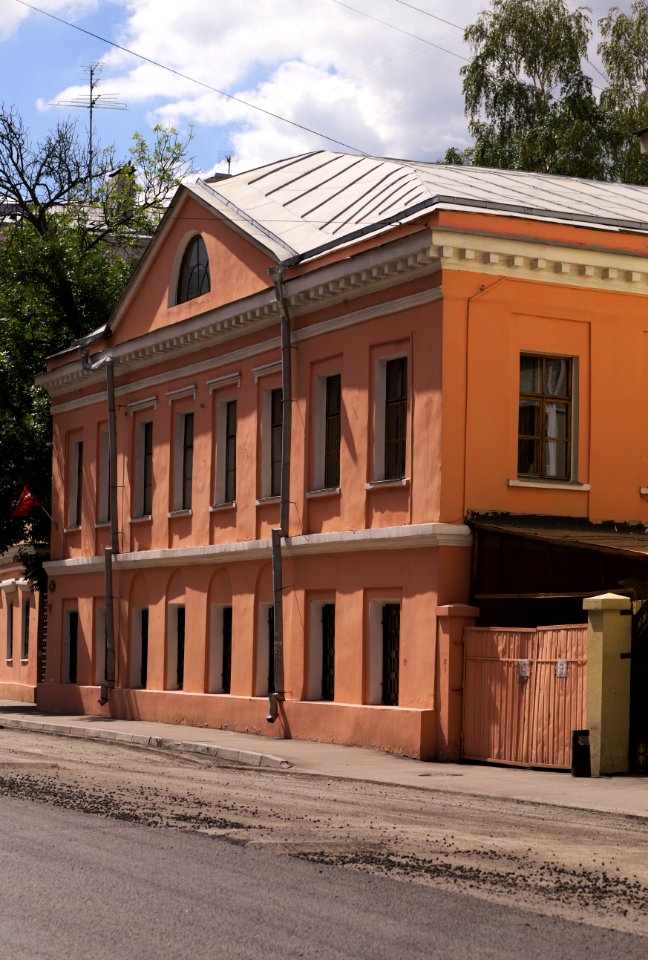 Moscow, Sadovnicheskaya Street 56 (single exp)