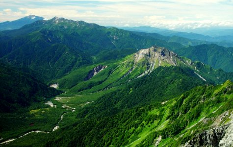 Mount Norikura and Mount Yari from Mount Hotaka 2002-8-31