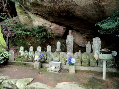 Mount Misen shrine (Miyajima) - DSC02081 photo