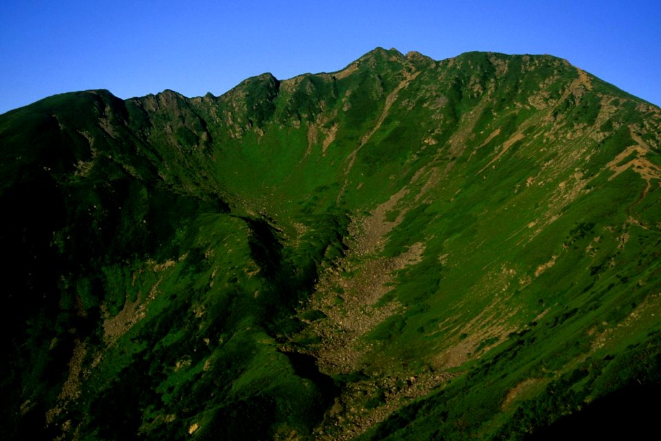 Mount Senjo from Kosenjo 2001-8-17