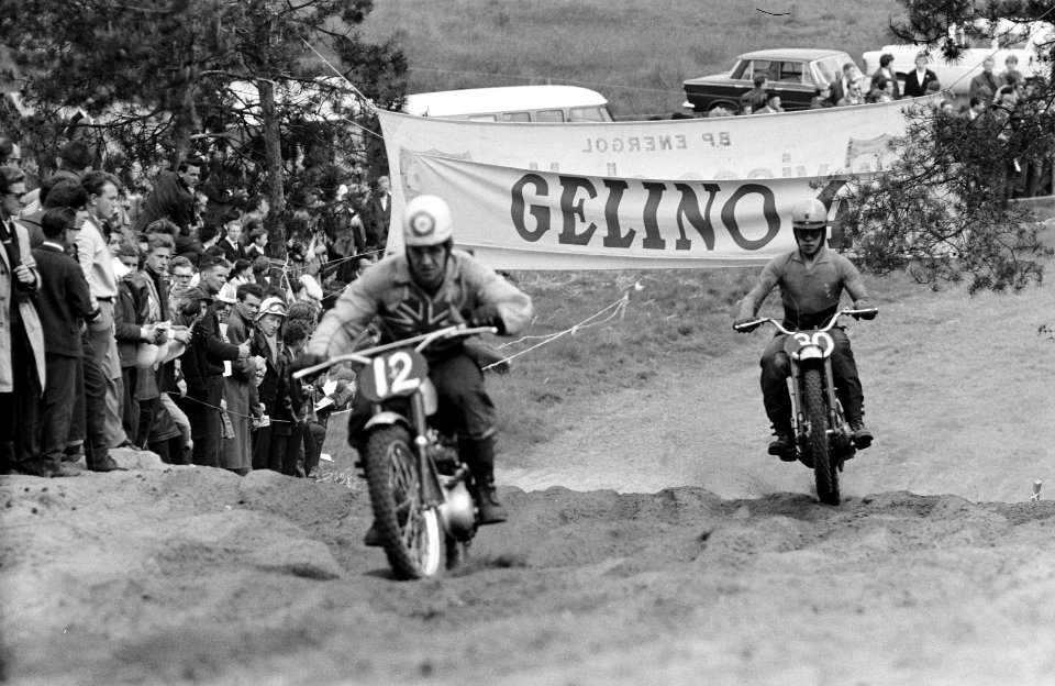 Motorcross 1962 De Zandberg te Bergharen Jeffrey Smith (GB), Bestanddeelnr 913-9878