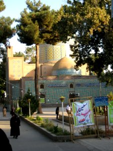 Mosque of Al Mahruq - Pakistani pilgrims (2)
