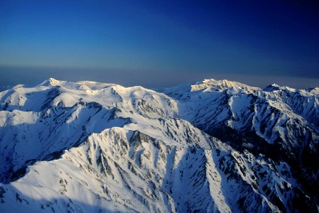 Mount Suisho from Mount Yari 1995-05-05