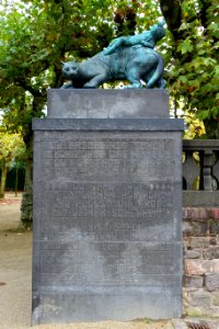 Mountain lion pier - Platanenhain - Mathildenhöhe - Darmstadt, Germany - DSC01524