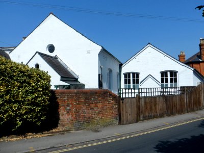 Mount Zion Chapel, Church Road, Leatherhead (July 2013) (4)