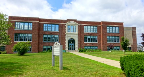 Mount Pleasant Elementary School - Nashua, New Hampshire - DSC07316