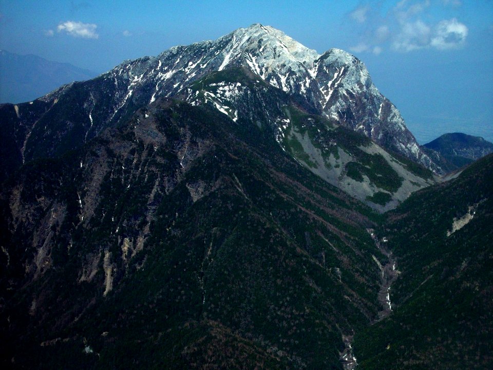 Mount Kaikoma from Senjo 2005-5-3