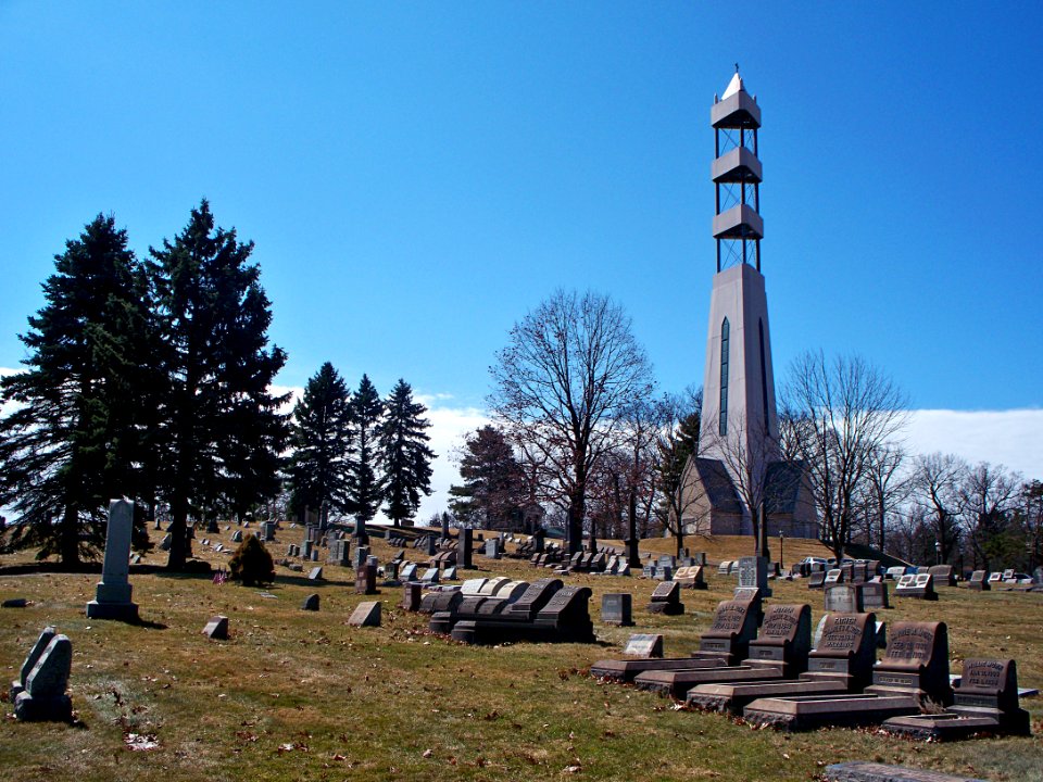 Mount Royal Cemetery Tower 2015-03-22, 03