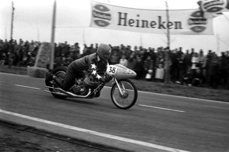 Motorsprints Grote Prijs van Amsterdam , Henk Vink in aktie, Bestanddeelnr 926-3477