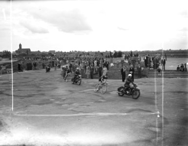 Motorwedstrijd Boschbaan (de meester), Bestanddeelnr 901-9048