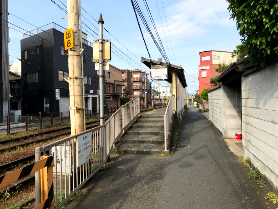 Mototanaka station Yase Hieizan guchi bound platform entrance 20200505