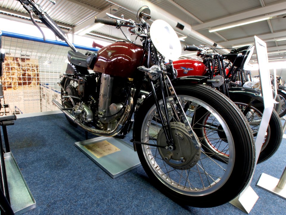Motor-Sport-Museum am Hockenheimring, Dark red CM 500 with OHV engine, pic2