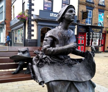 Mother Shipton statue