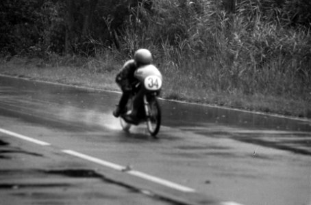 Motorraces op sportpark Sloten te Amsterdam, Bestanddeelnr 926-5928