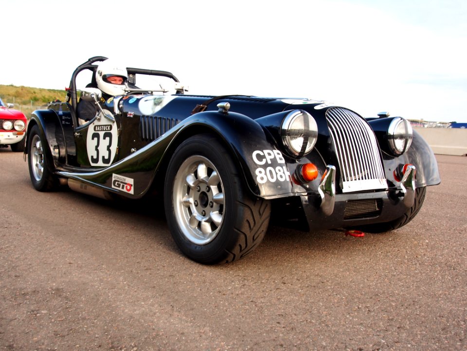 Morgan Plus 8 at Zandvoort, pic1